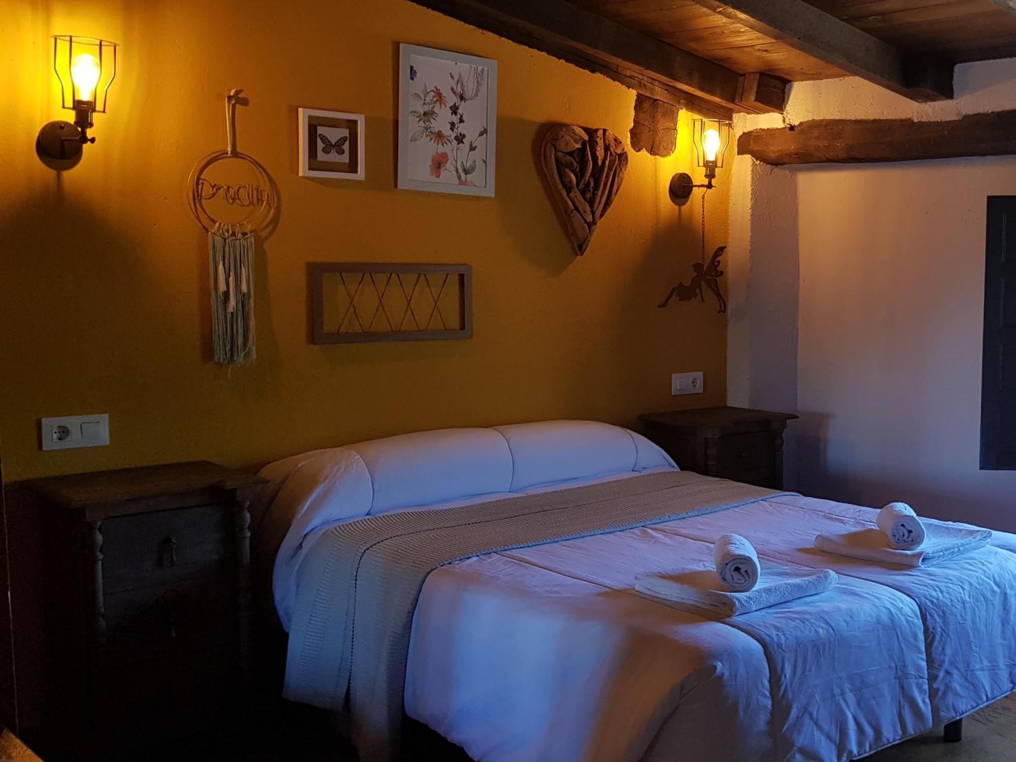 Hotel Juderia Valle Del Jerte Cabezuela Del Valle Room photo
